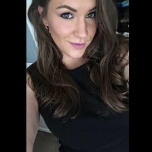 Meet your Posher, Becca